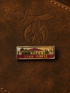 Pittsburgh PA Shriners Syria Temple Vintage 1994 Lapel Pin - Pennsylvania Masons